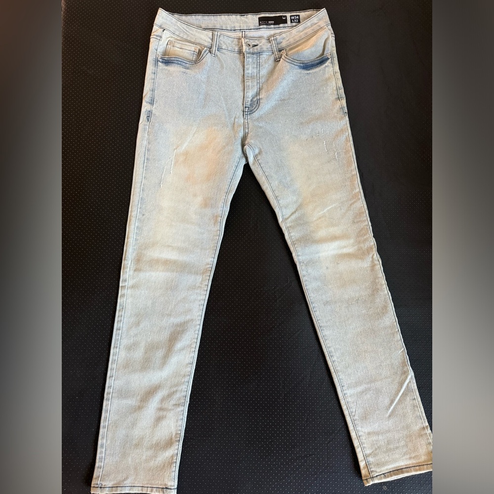 Men’s 34 X 32 slim light wash jeans
